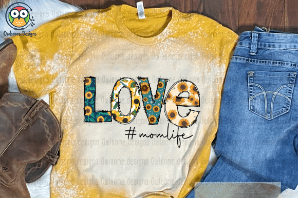 Love momlife t-shirt design