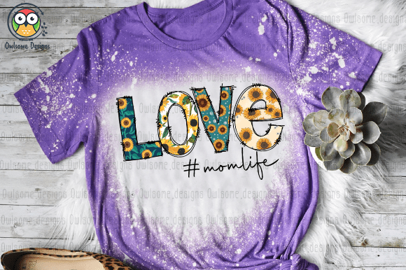 Love momlife t-shirt design