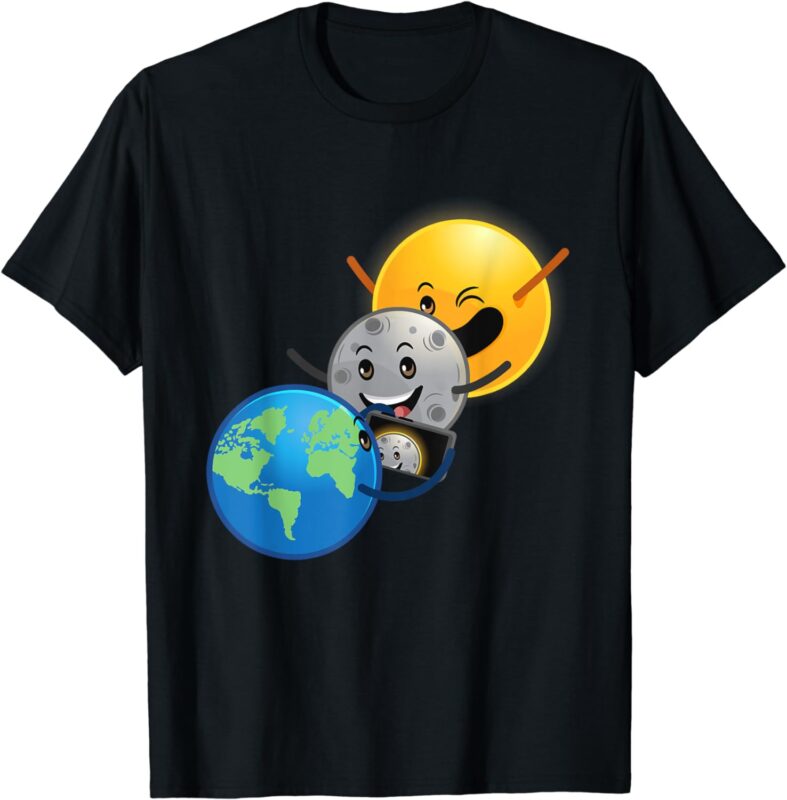 2024 Total Solar Eclipse Earth Moon Sun Photobomb Lover Gag T-Shirt