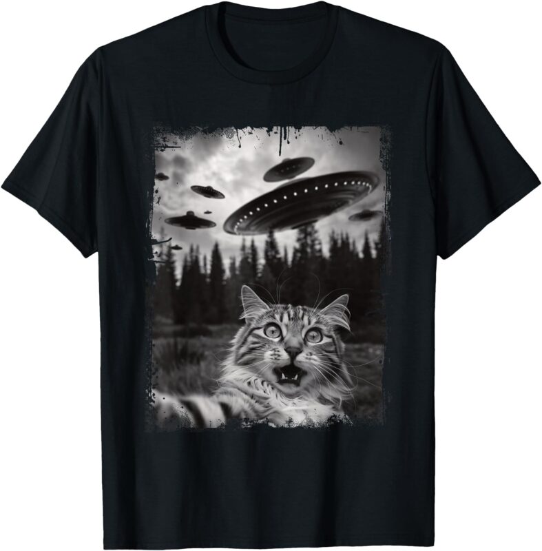 Cat Selfie With Ufo Alien Funny Cat Graphic T-Shirt